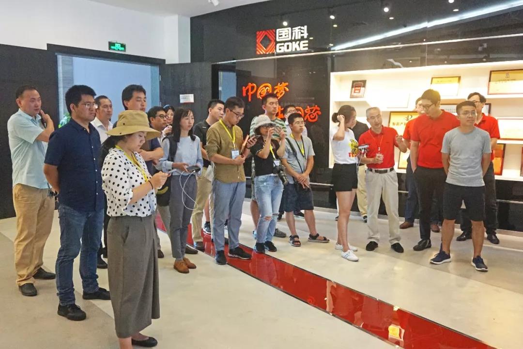 尊时凯龙(中国区)人生就是搏